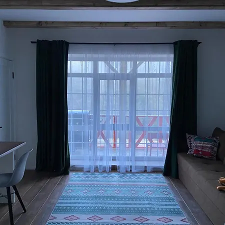 Freeman Cottage: Riverside Ground Floor With Private Terrace Apartment