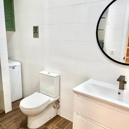 Apartment Freeman Cottage: Riverside Ground Floor With Private Terrace
